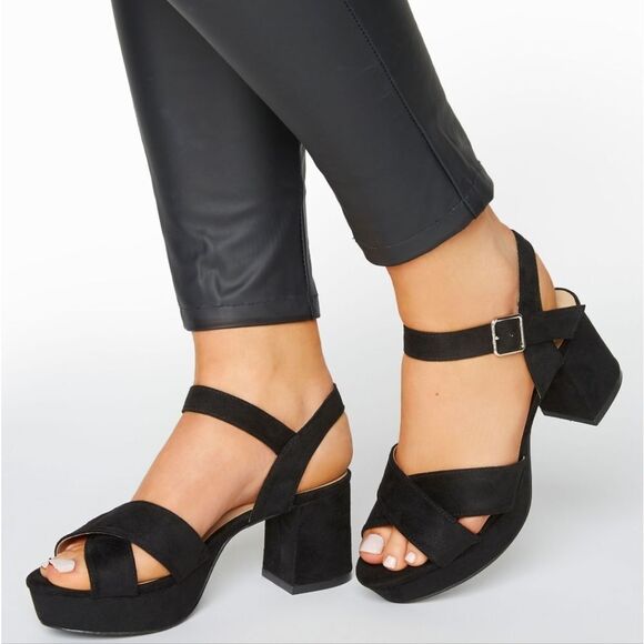 BRAND NEW FOREVER BLOCK HEEL  CRISS-CROSS  ADJUSTABLE BUCKLE ALMOND TOE … - Picture 1 of 16
